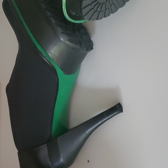 🎉HOST PICK🎉Donald Pliner high end high heels size 8 - Picture 5 of 7